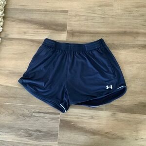 Under Armour Loose Fit Shorts. Size M